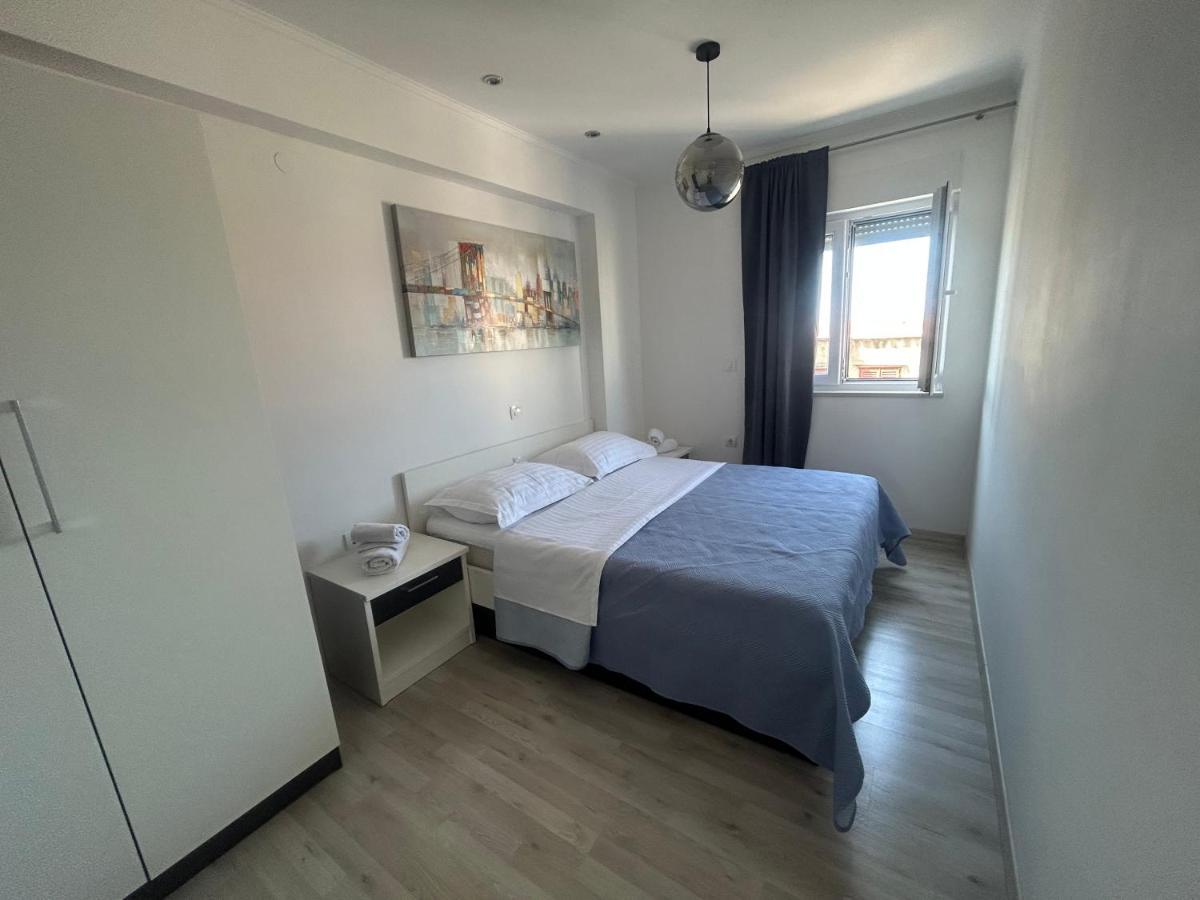 Apartments Pivac Makarska Eksteriør bilde