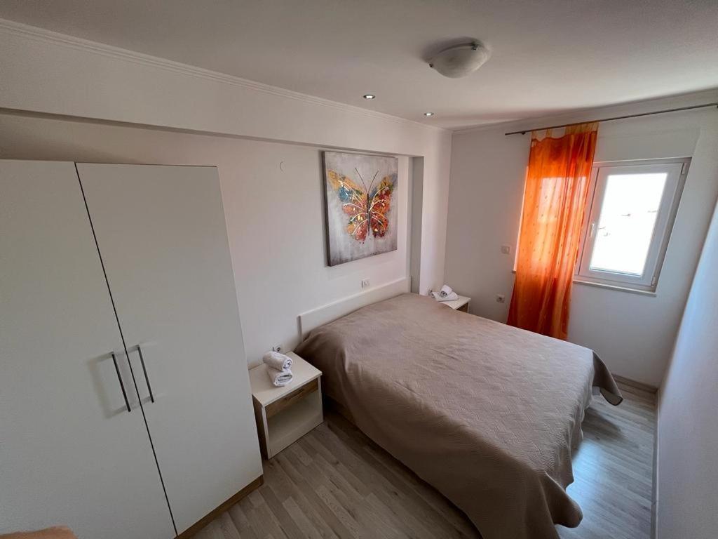 Apartments Pivac Makarska Eksteriør bilde