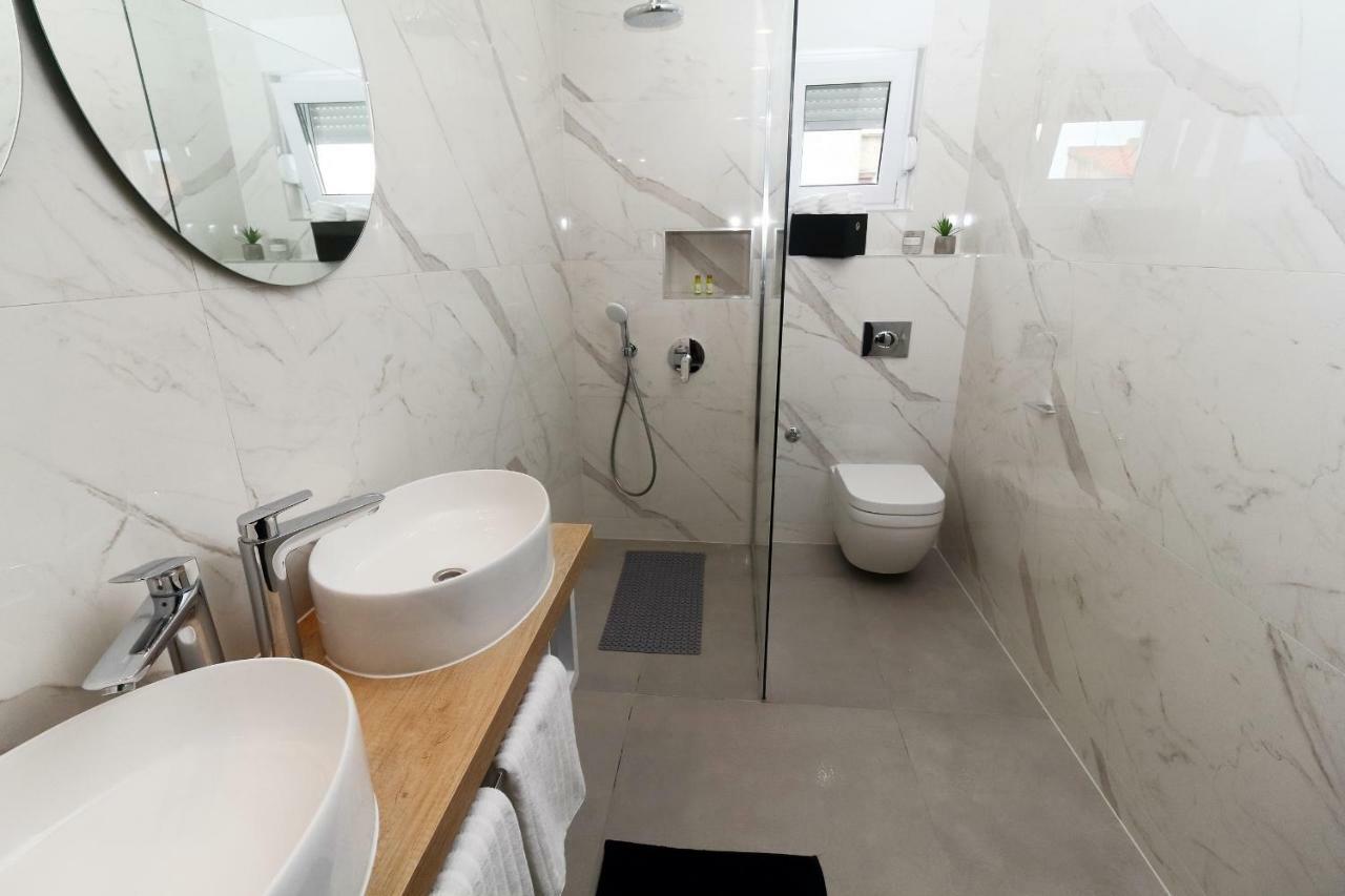Apartments Pivac Makarska Eksteriør bilde